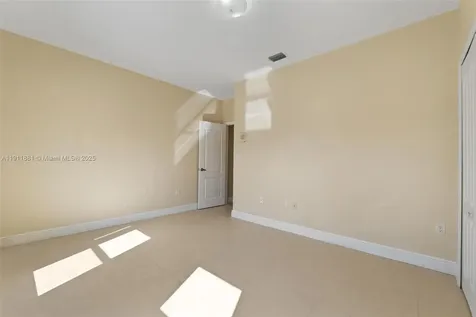 8761 NW 142nd Street Miami Lakes FL 33018