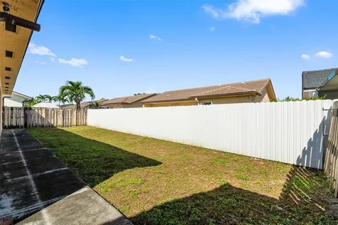 8761 NW 142nd Street Miami Lakes FL 33018
