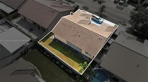 8761 NW 142nd Street Miami Lakes FL 33018