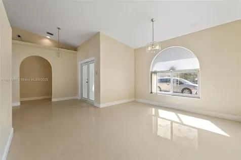 8761 NW 142nd Street Miami Lakes FL 33018