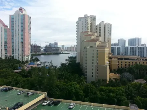 Aventura FL 33180