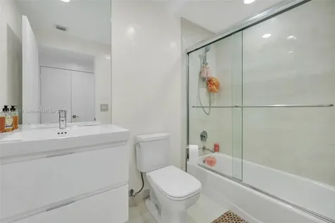 17301 Biscayne Boulevard North Miami Beach FL 33160