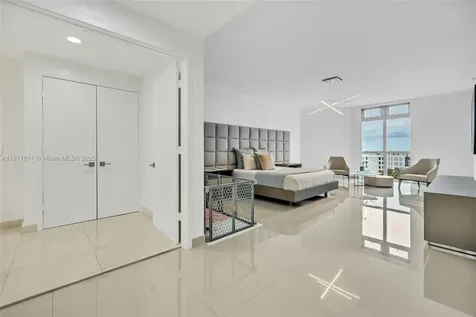 17301 Biscayne Boulevard North Miami Beach FL 33160