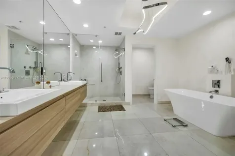 17301 Biscayne Boulevard North Miami Beach FL 33160