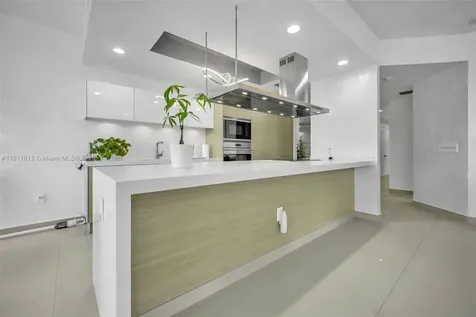 17301 Biscayne Boulevard North Miami Beach FL 33160