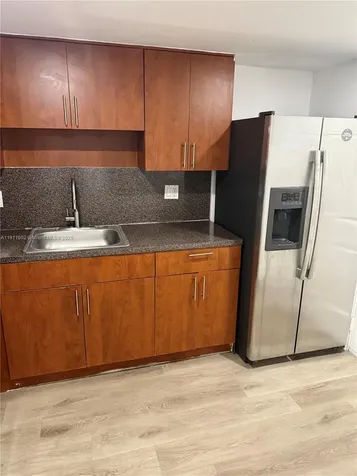 1200 SW 50th Avenue North Lauderdale FL 33068