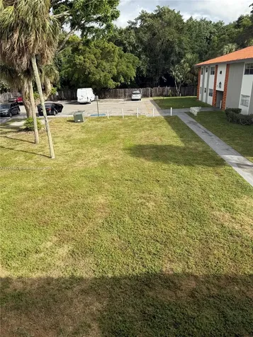 1200 SW 50th Avenue North Lauderdale FL 33068