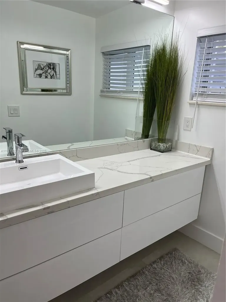 701 SW 9th Avenue Fort Lauderdale FL 33315
