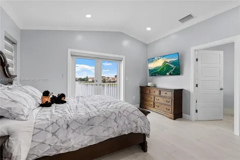 5262 SW 153rd Court Miami FL 33185