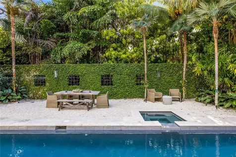 7370 Vistalmar Street Coral Gables FL 33143