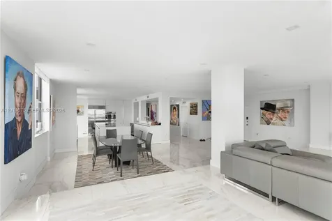 5001 Collins Avenue Miami Beach FL 33140