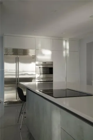 5001 Collins Avenue Miami Beach FL 33140