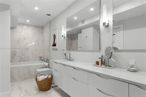 5001 Collins Avenue Miami Beach FL 33140