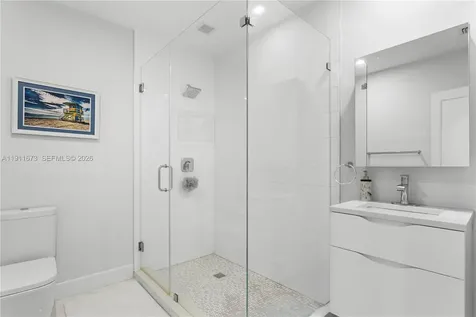 5001 Collins Avenue Miami Beach FL 33140