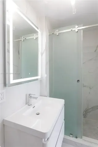 5001 Collins Avenue Miami Beach FL 33140