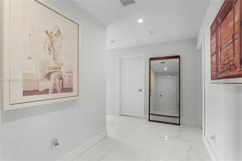 5001 Collins Avenue Miami Beach FL 33140