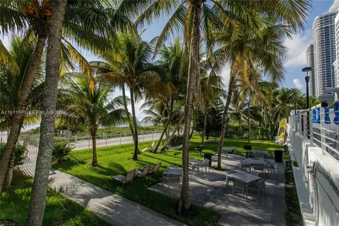 5001 Collins Avenue Miami Beach FL 33140
