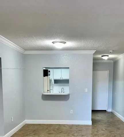 575 W 69th Street Hialeah FL 33014