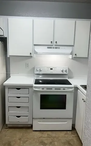 575 W 69th Street Hialeah FL 33014