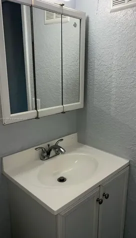 575 W 69th Street Hialeah FL 33014