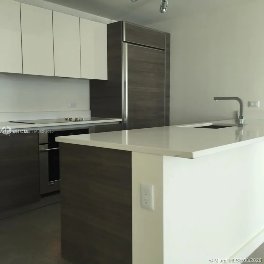 1100 S Miami Avenue Miami FL 33130