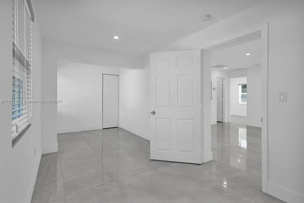 17961 NW 2nd Place Miami Gardens FL 33169