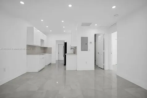 17961 NW 2nd Place Miami Gardens FL 33169
