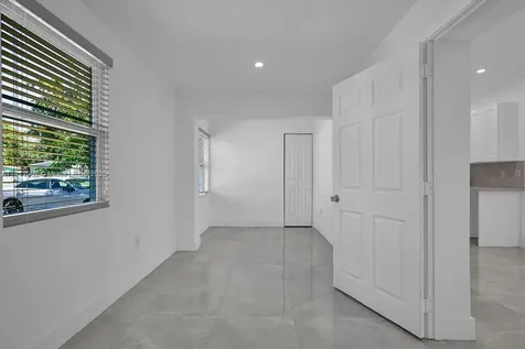 17961 NW 2nd Place Miami Gardens FL 33169