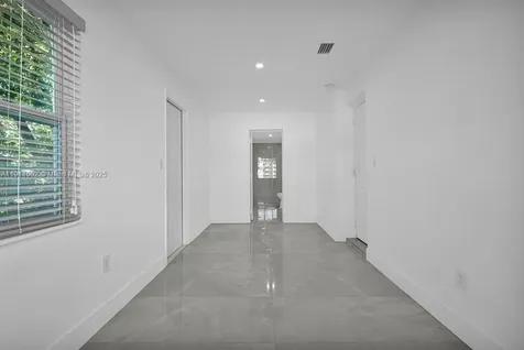 17961 NW 2nd Place Miami Gardens FL 33169