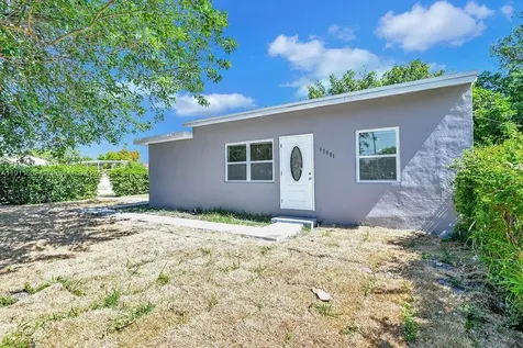 17961 NW 2nd Place Miami Gardens FL 33169