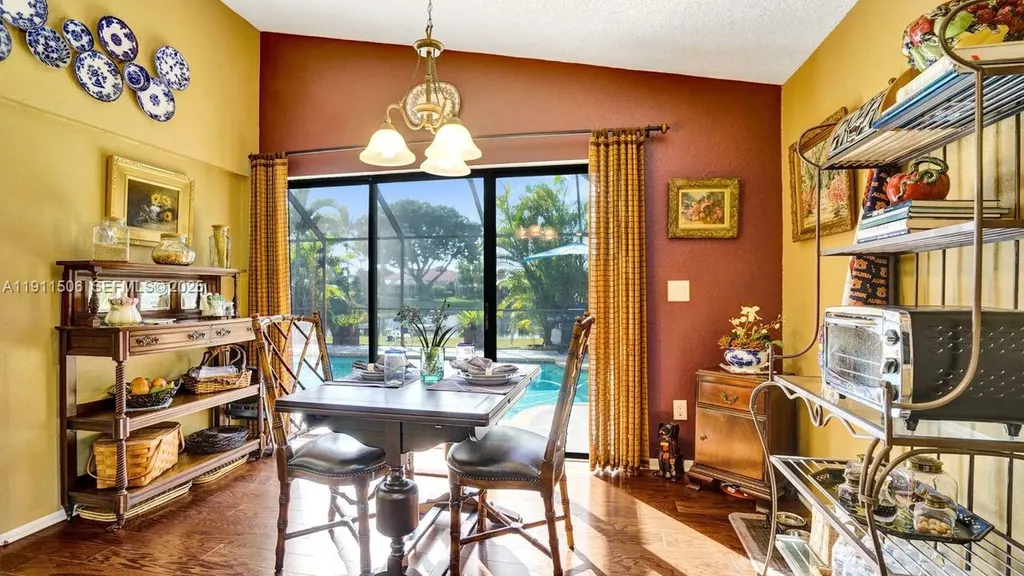 10858 White Aspen Lane Boca Raton FL 33428