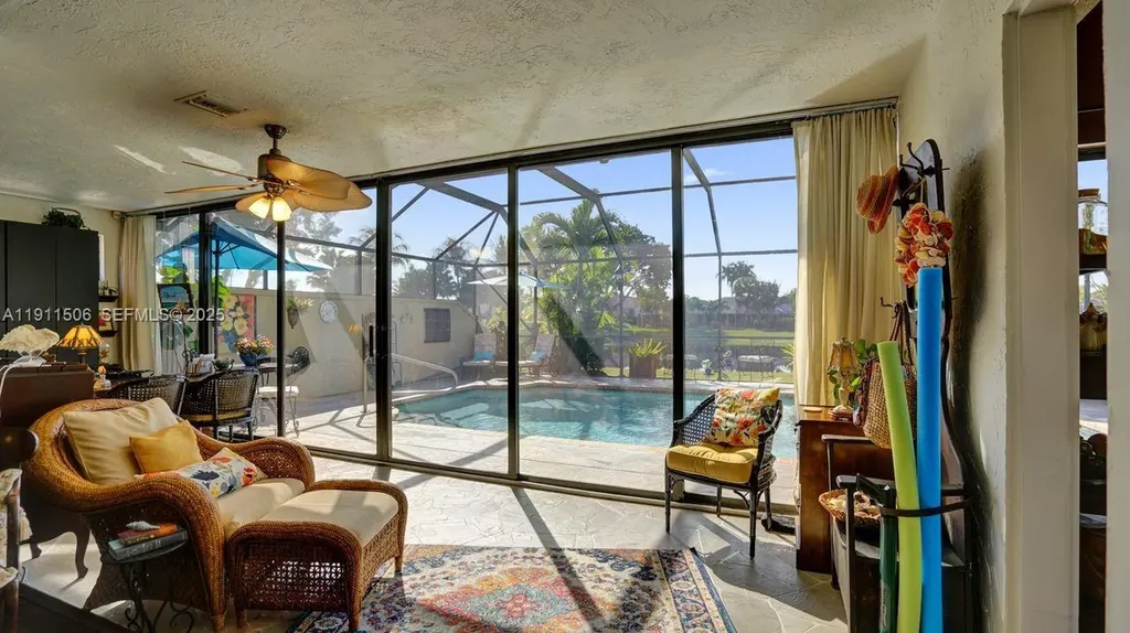 10858 White Aspen Lane Boca Raton FL 33428