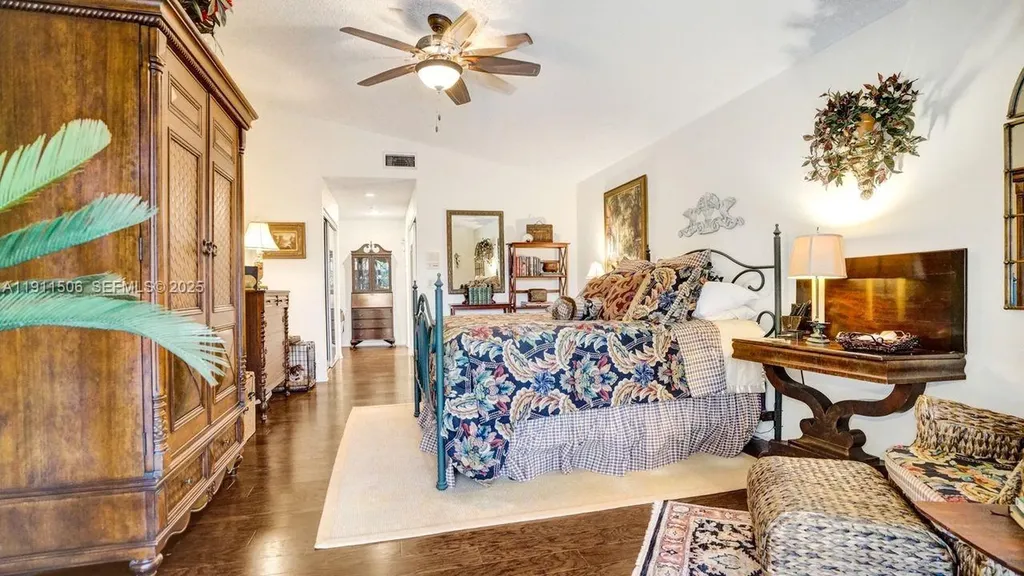 10858 White Aspen Lane Boca Raton FL 33428