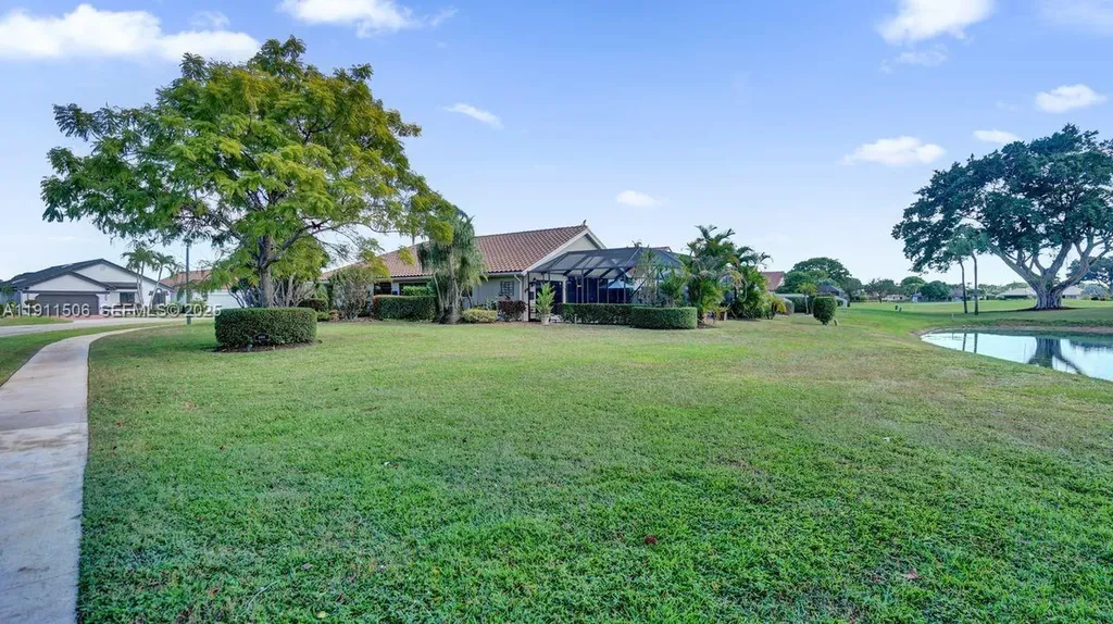 10858 White Aspen Lane Boca Raton FL 33428