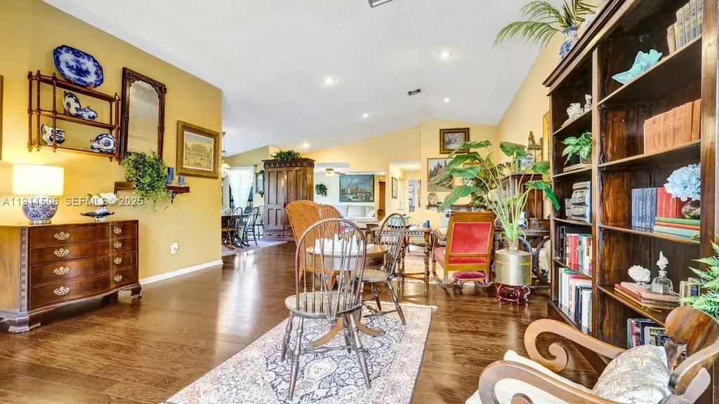 10858 White Aspen Lane Boca Raton FL 33428