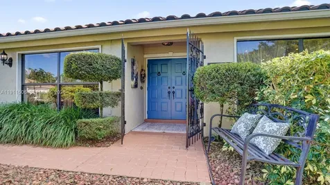 10858 White Aspen Lane Boca Raton FL 33428