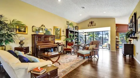 10858 White Aspen Lane Boca Raton FL 33428