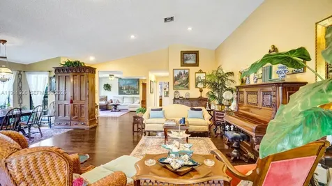 10858 White Aspen Lane Boca Raton FL 33428