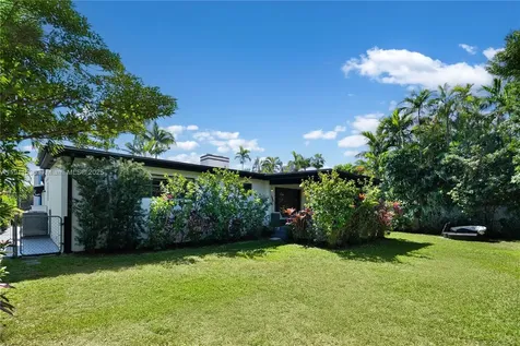 118 E 3rd Court Miami Beach FL 33139