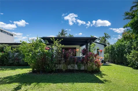 118 E 3rd Court Miami Beach FL 33139