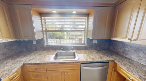 9301 Sunrise Lakes Boulevard Sunrise FL 33322