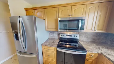 9301 Sunrise Lakes Boulevard Sunrise FL 33322
