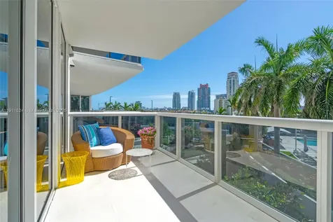 400 Alton Road Miami Beach FL 33139
