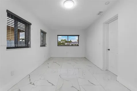 4530 SW 25th Street West Park FL 33023