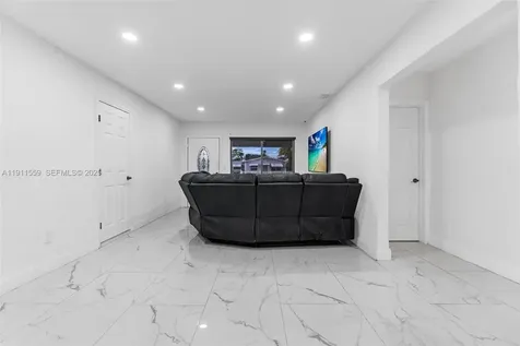 4530 SW 25th Street West Park FL 33023
