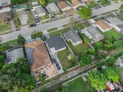4530 SW 25th Street West Park FL 33023
