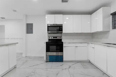 4530 SW 25th Street West Park FL 33023