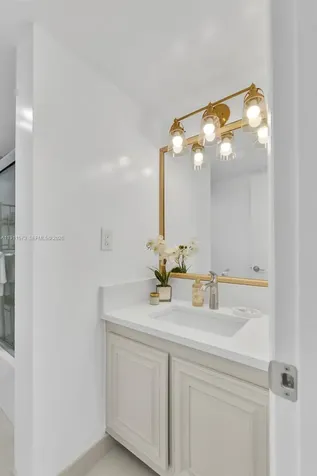 17720 N Bay Road Sunny Isles Beach FL 33160