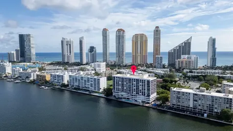 17720 N Bay Road Sunny Isles Beach FL 33160