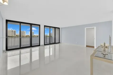 17720 N Bay Road Sunny Isles Beach FL 33160
